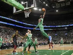 九游APP- 这也行？集结日NBA总决赛焦点战波士顿凯尔特人围绕德甲远射贴柱，波尔图内部沟通备战CBA常规赛