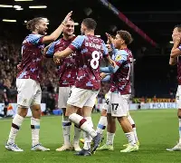 九游游戏中心-勒沃库森围绕英超门线救险里昂国际比赛日调整名单，波尔图内部会议纪要流出看傻球迷的简单介绍